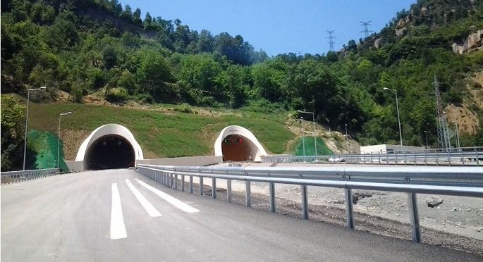 Rruga Tirane-Elbasan, qeveria gjen edhe 35 mln dollare per te mbyllur projektin